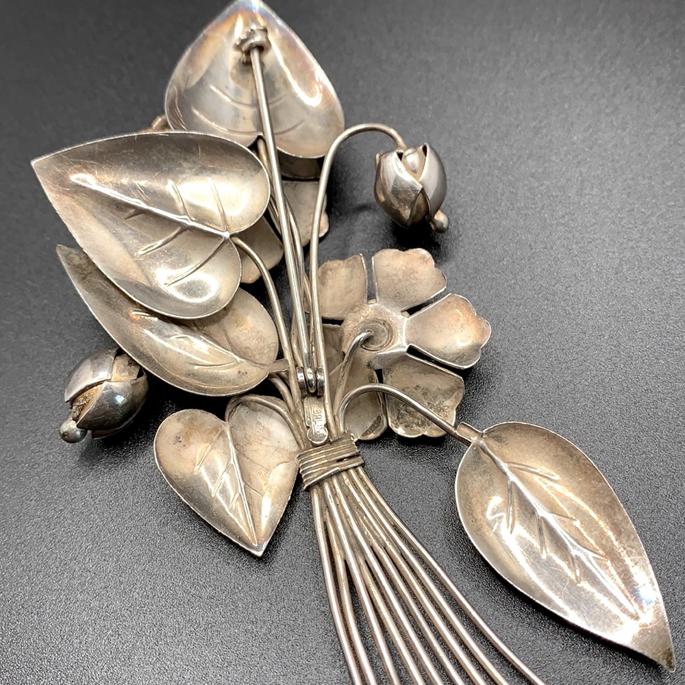 STERLING Large Botanical Brooch - Picture 4 of 5
